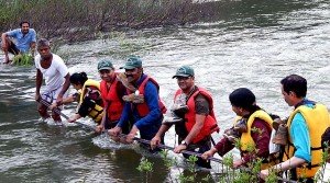 River crossing- Gangavali 10122014